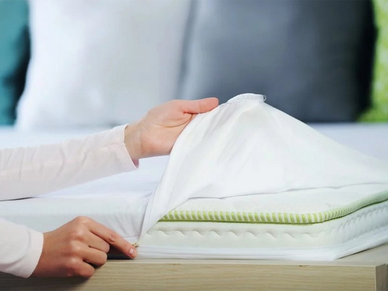 Плесень на матрасе, от куда