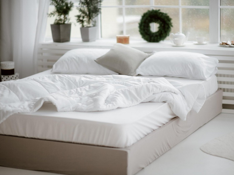 Що робити, коли матрац довший чи ширший за ліжко?